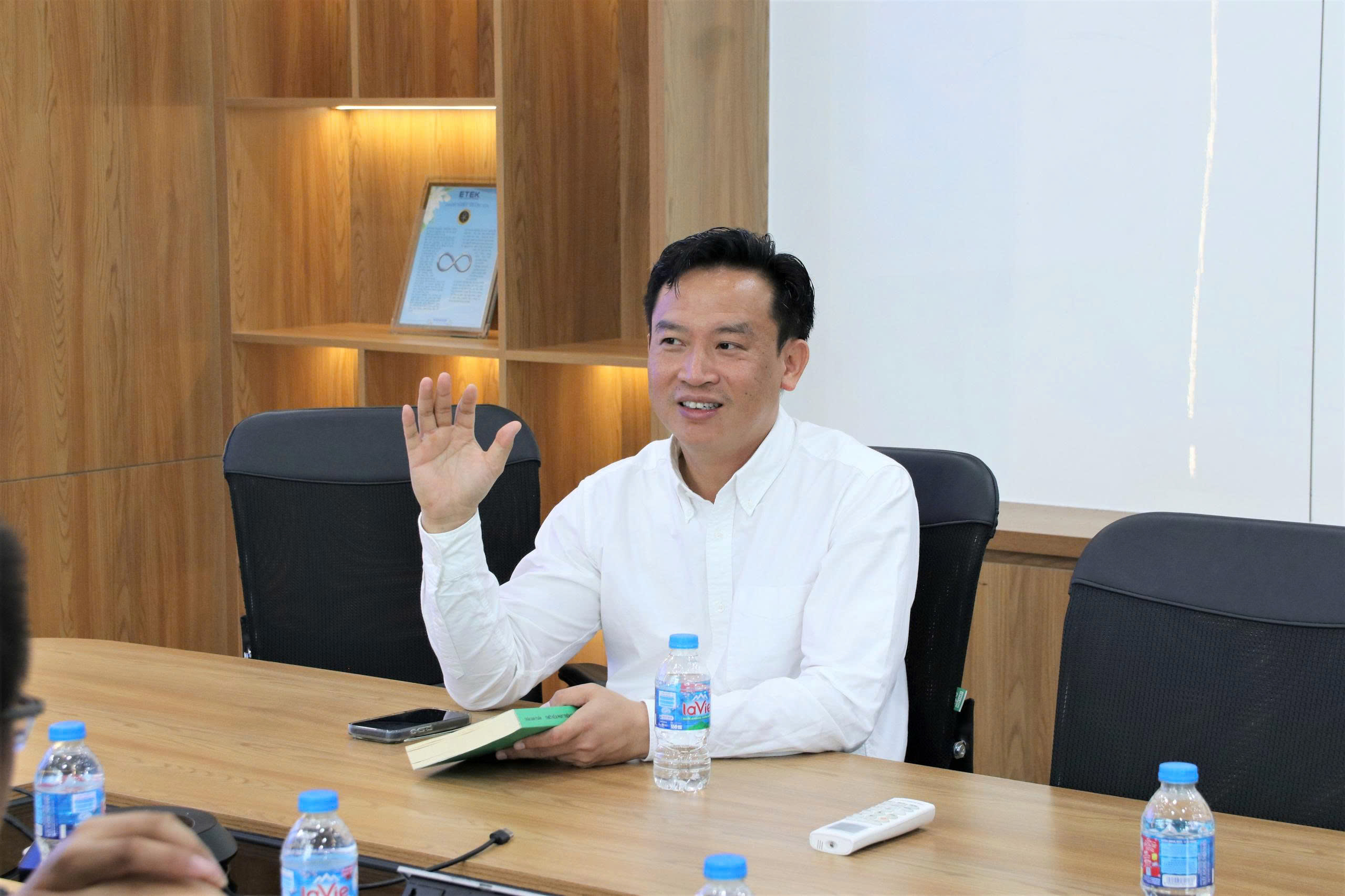 Ông Nguyễn Trọng Thưởng – Tổng Giám đốc ETEK chia sẻ hành trình làm nghề từ R&D, quản lý sản xuất đến thiết kế và phát triển sản phẩm