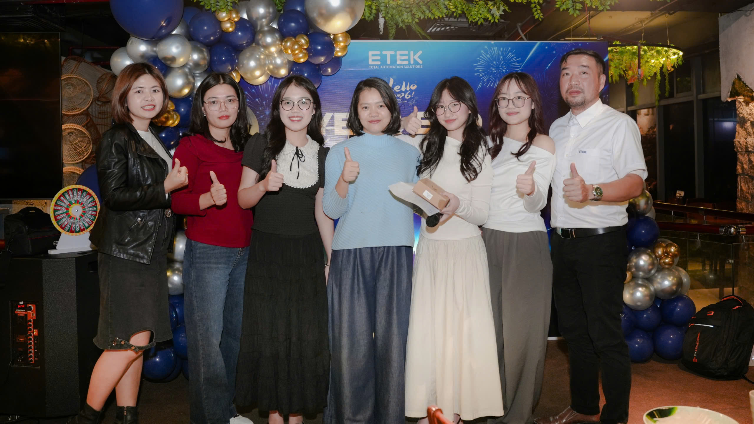 Khối Back Office – mỗi phòng ban một vai trò, nhưng cùng chung một mục tiêu: hỗ trợ hiệu quả, vận hành vững vàng, đồng hành cùng toàn hệ thống ETEK